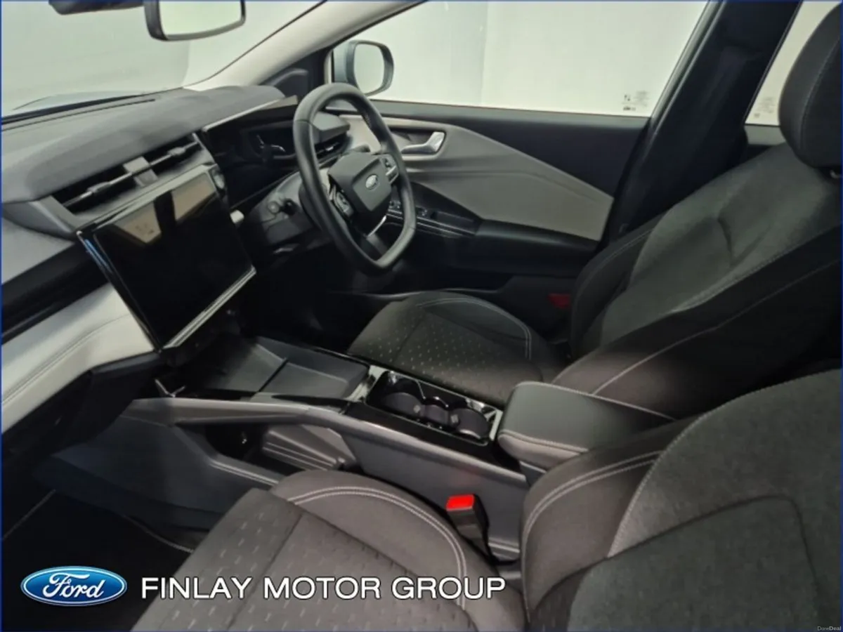 Ford Puma EV 53KWH 168PS Select--dealer demo - Image 4