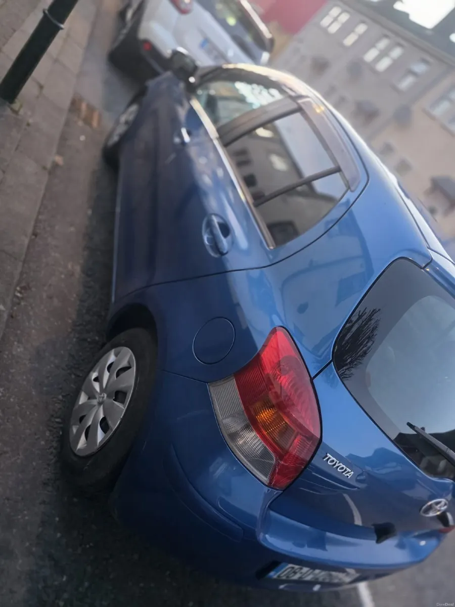 Toyota Vitz 2008 - Image 4