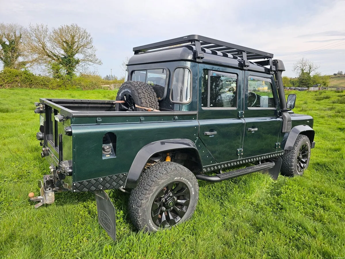 Land Rover Defender 2014 - Image 2