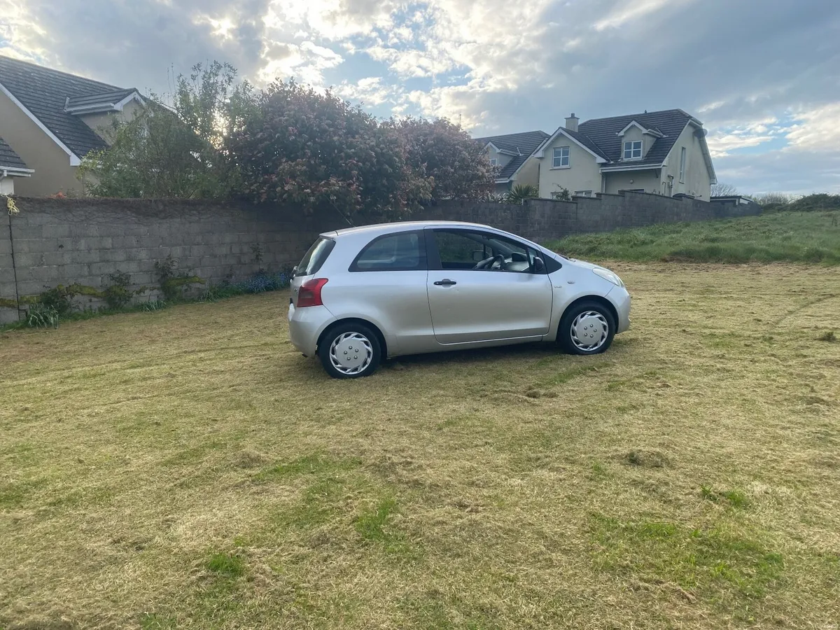 Toyota Yaris 2006 - Image 4