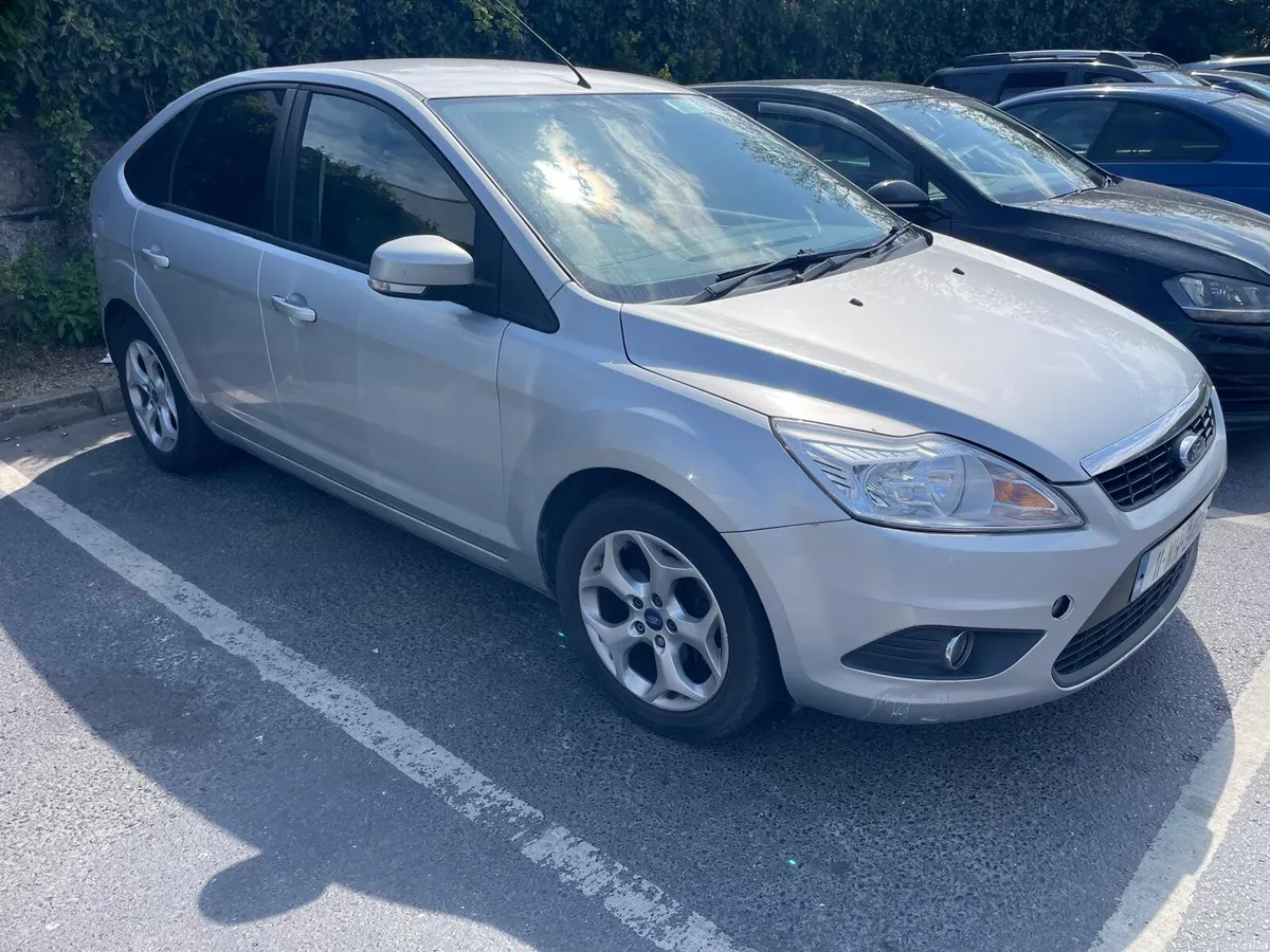 Ford Focus 1.6 2011 - Image 2