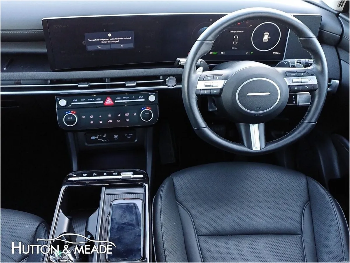 Hyundai Tucson Platinum PHEV 1.6 Petrol 5dr - Image 4
