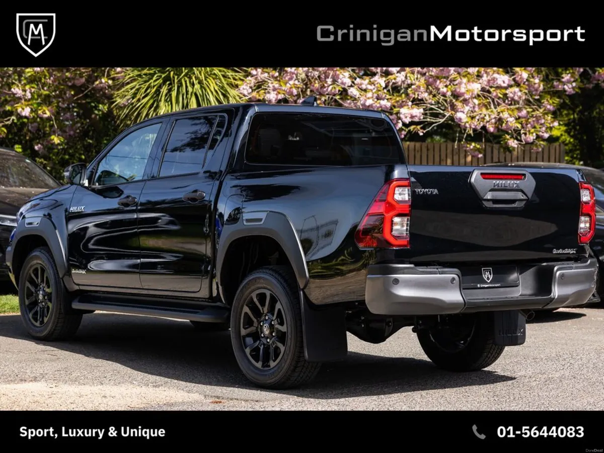 Toyota Hilux D4D Invincible X - Image 2