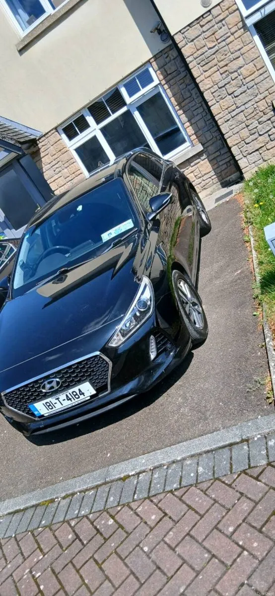 Hyundai i30 - Image 2