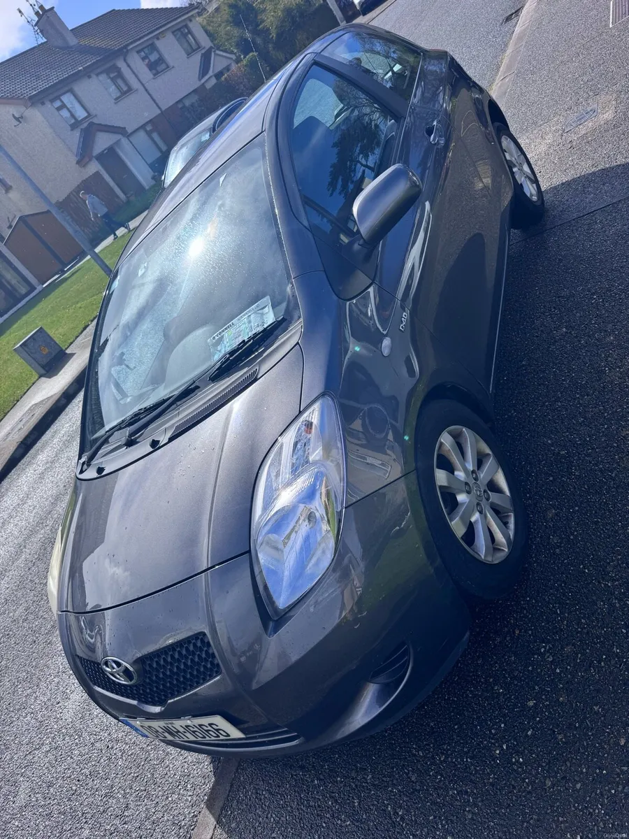 Toyota Yaris - Image 4