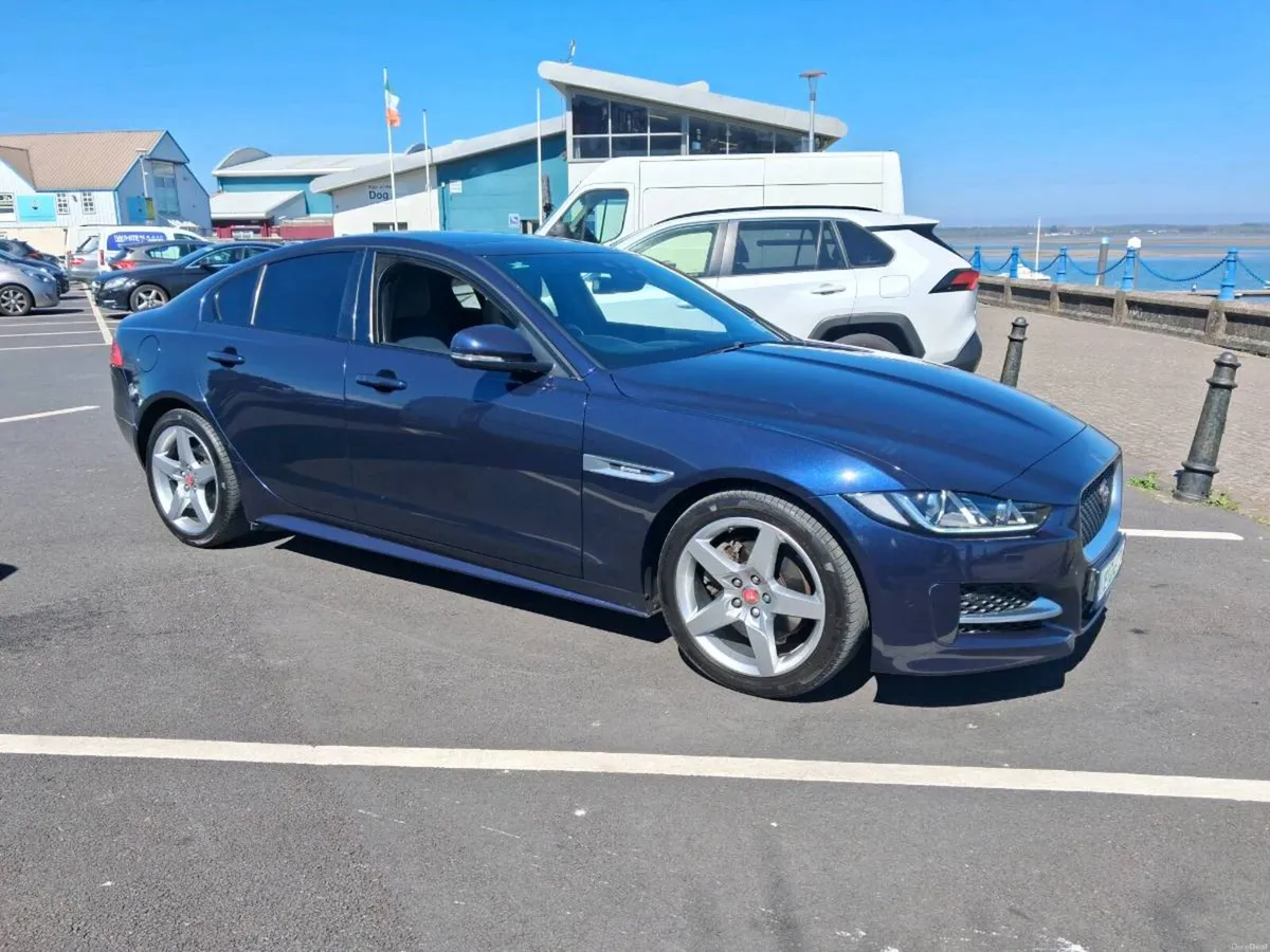 Jaguar XE R-SPORT - Image 2