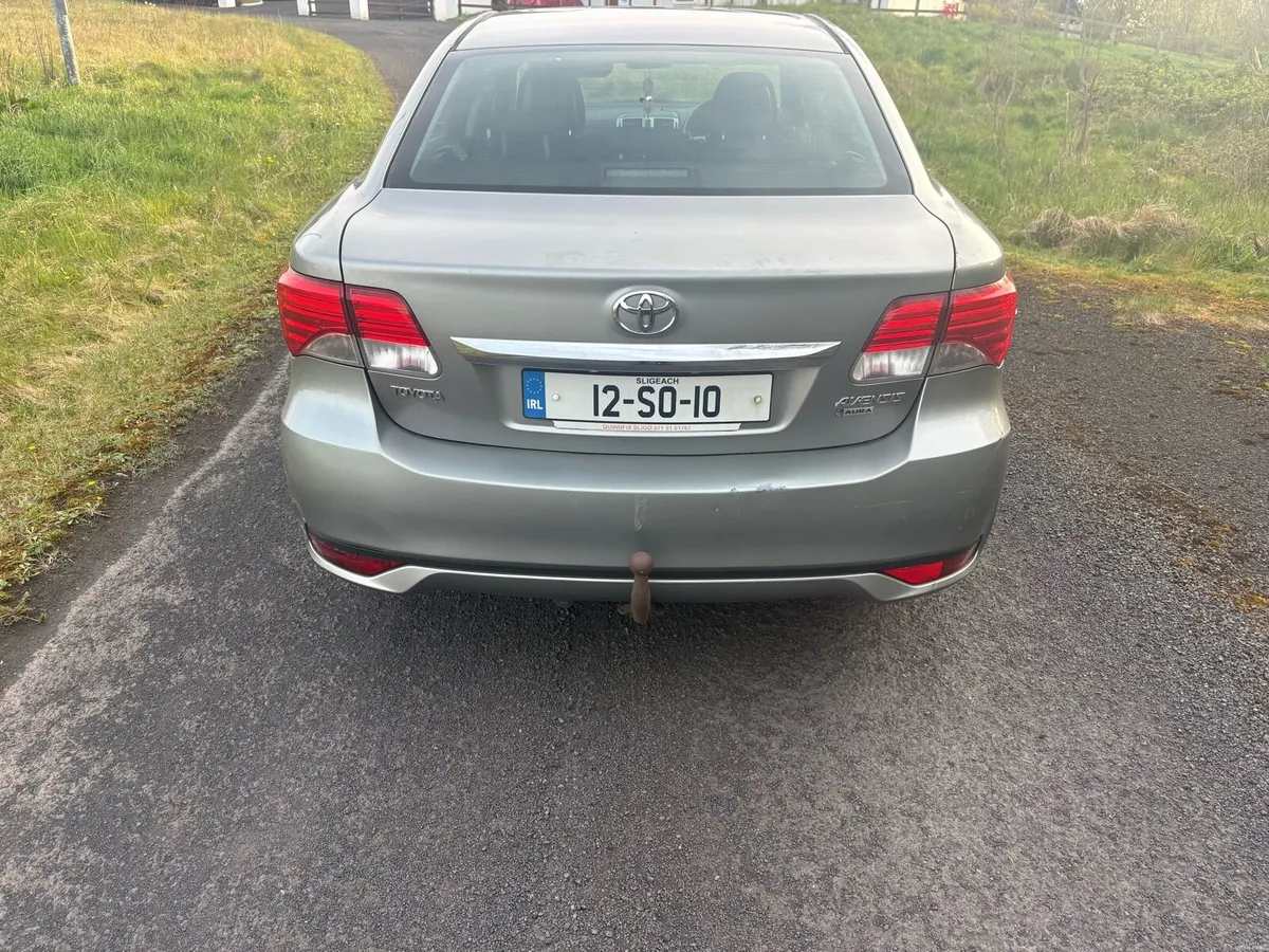 2012 Toyota Avensis 2.0 D4D - Image 2