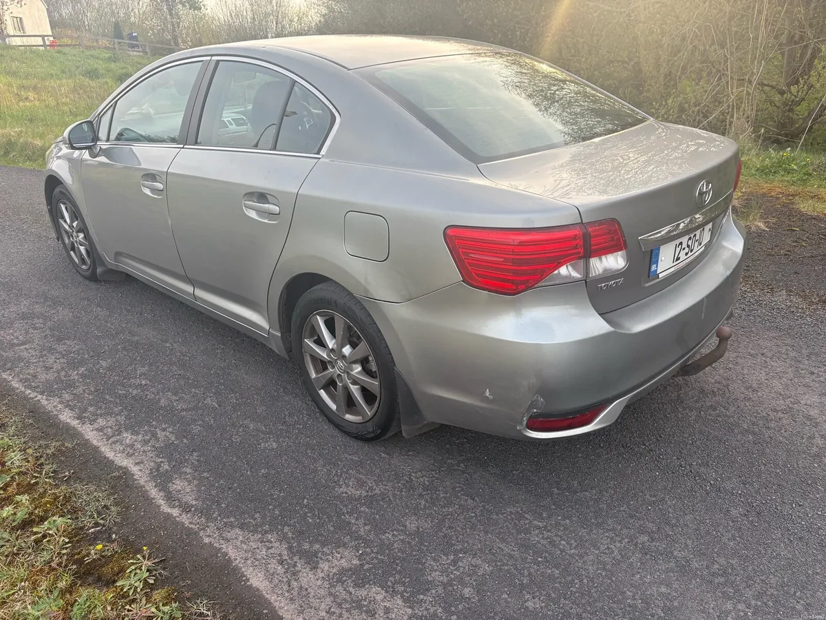 2012 Toyota Avensis 2.0 D4D - Image 3