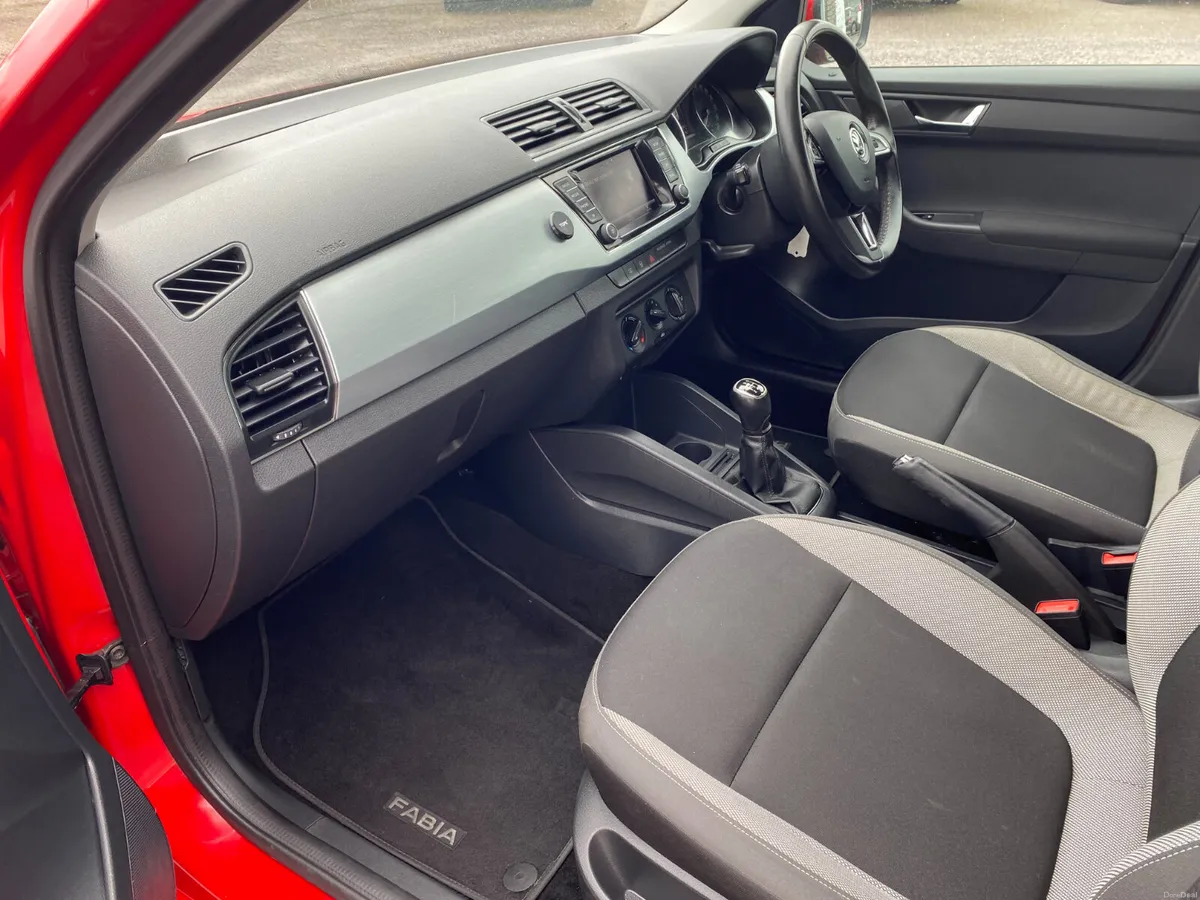 2018 Skoda Fabia AMBITION 1.0 MPI 60HP 4DR - Image 4