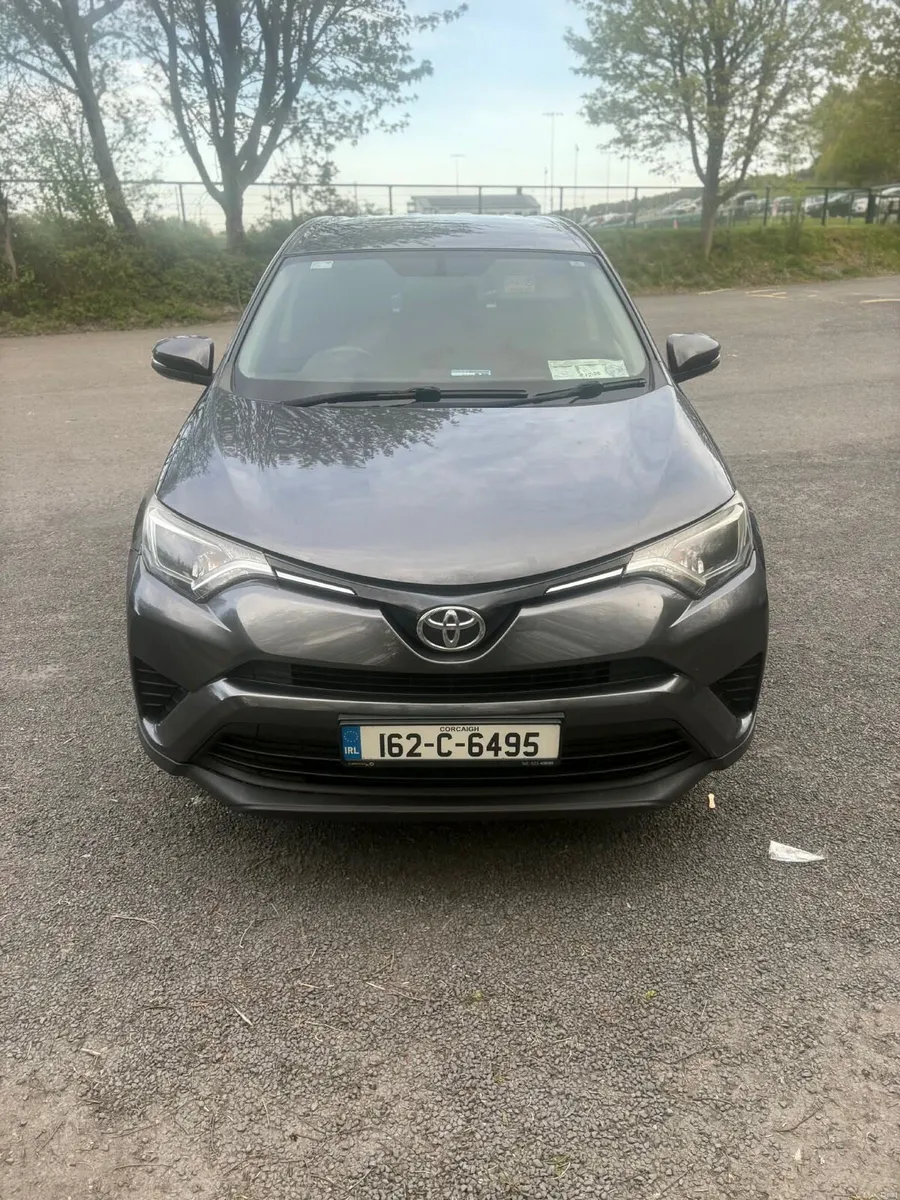 Toyota Rav 4 - Image 1