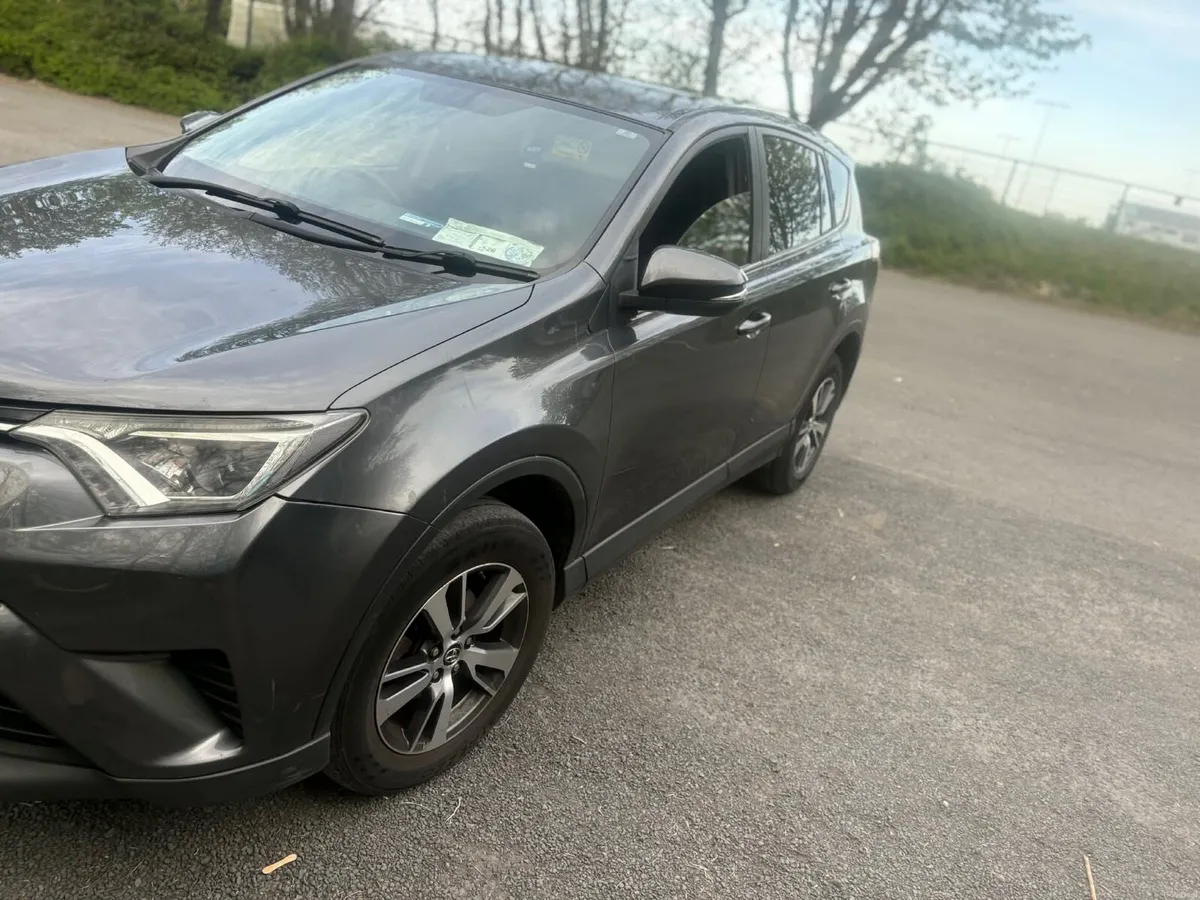 Toyota Rav 4 - Image 3