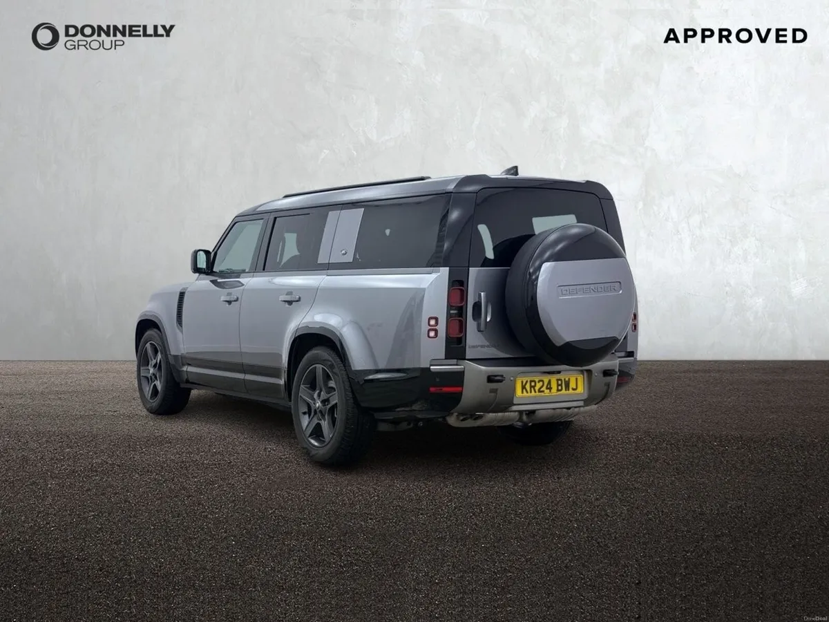 Land Rover Defender Diesel Estate X-Dynamic SE - Image 2
