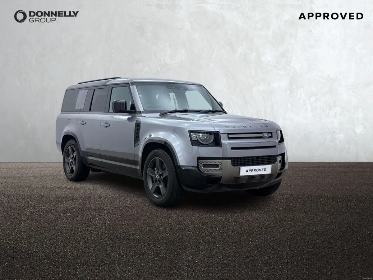 Land Rover Defender Diesel Estate X-Dynamic SE - Image 1