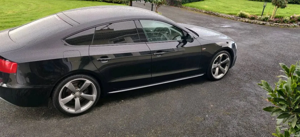 Audi A5 s-line black edition - Image 2