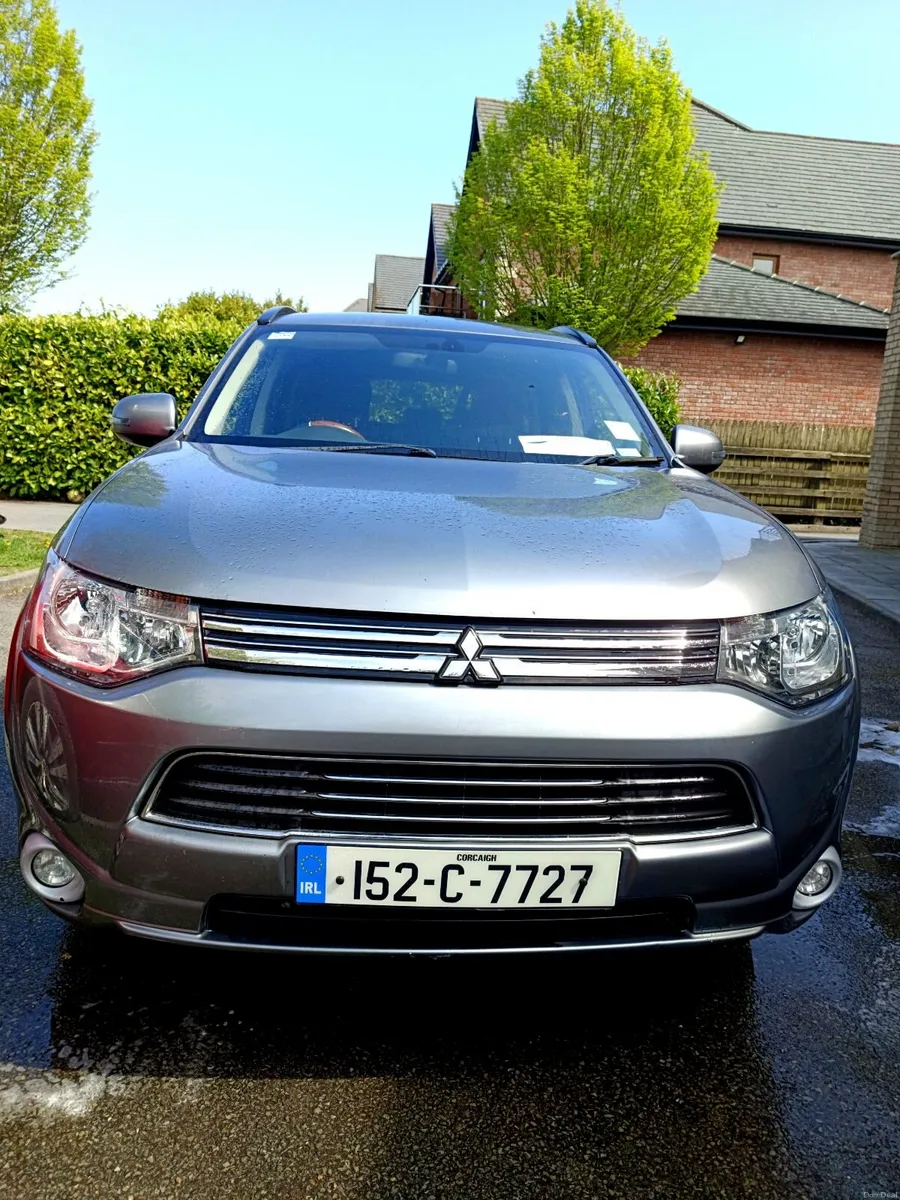 Mitsubishi Outlander 2015 NCT 04/27 tax 08/26 - Image 2