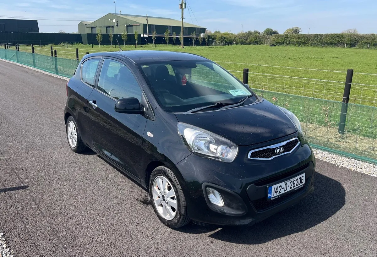 2014 Kia Picanto 1.0 petrol - Image 1