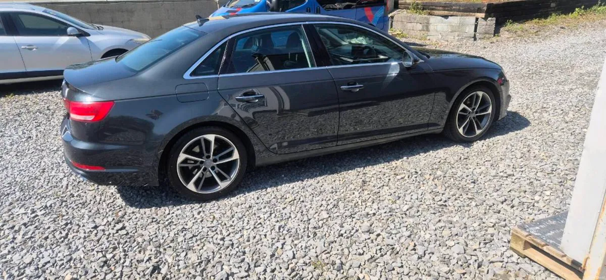 AUDI A4 - Image 4
