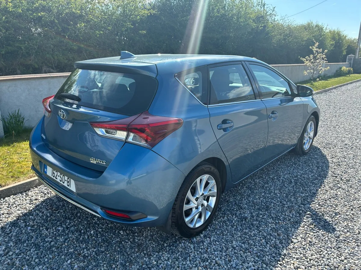 2016 Toyota Auris Luna*Low Km* - Image 3