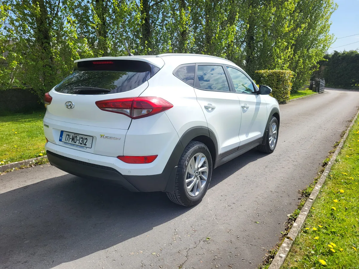 Hyundai Tucson MINT CONDITION. 2017 - Image 3