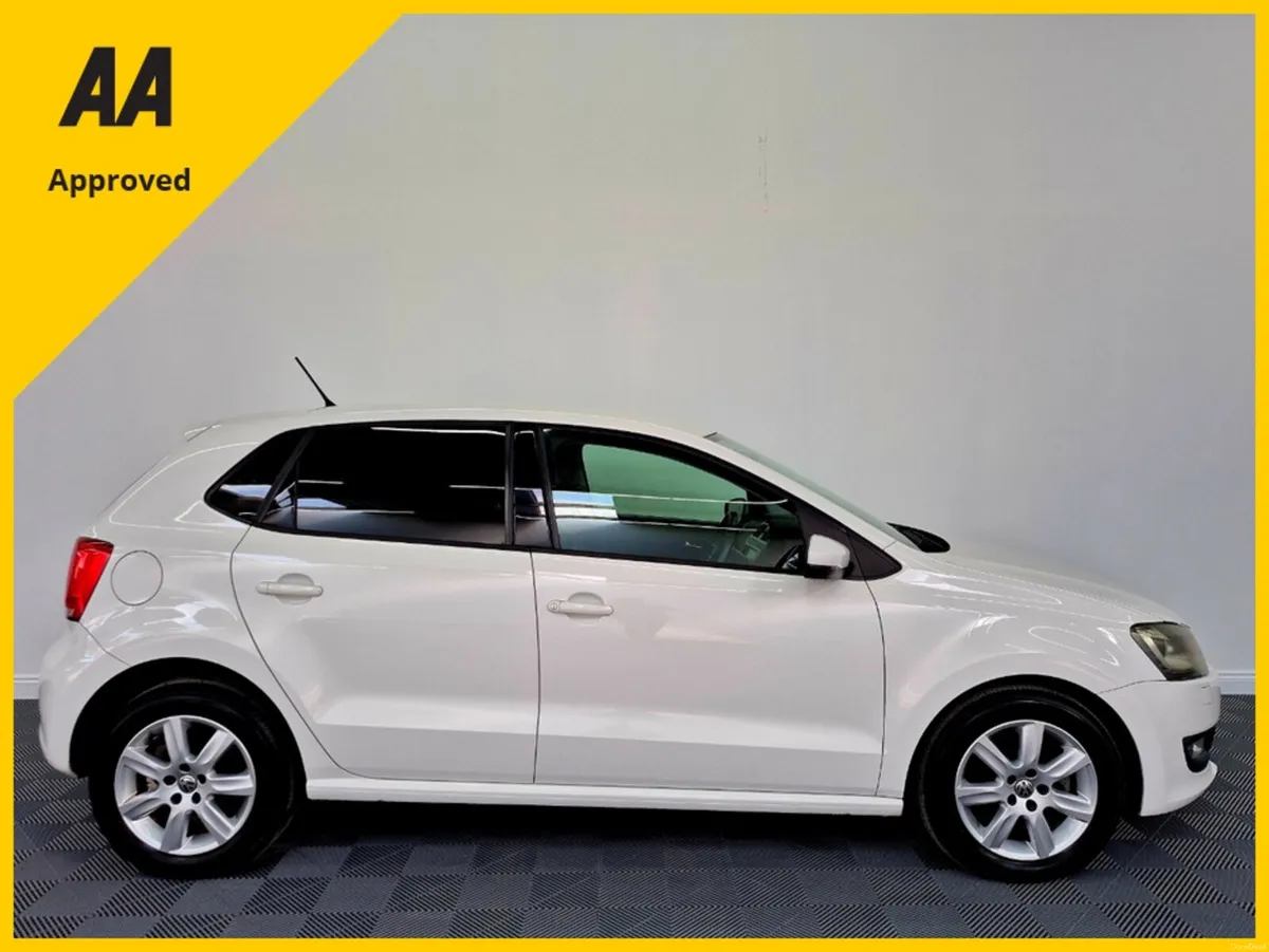 💥2013 Volkswagen Polo High-Line💥(Low Km's+Auto) - Image 4