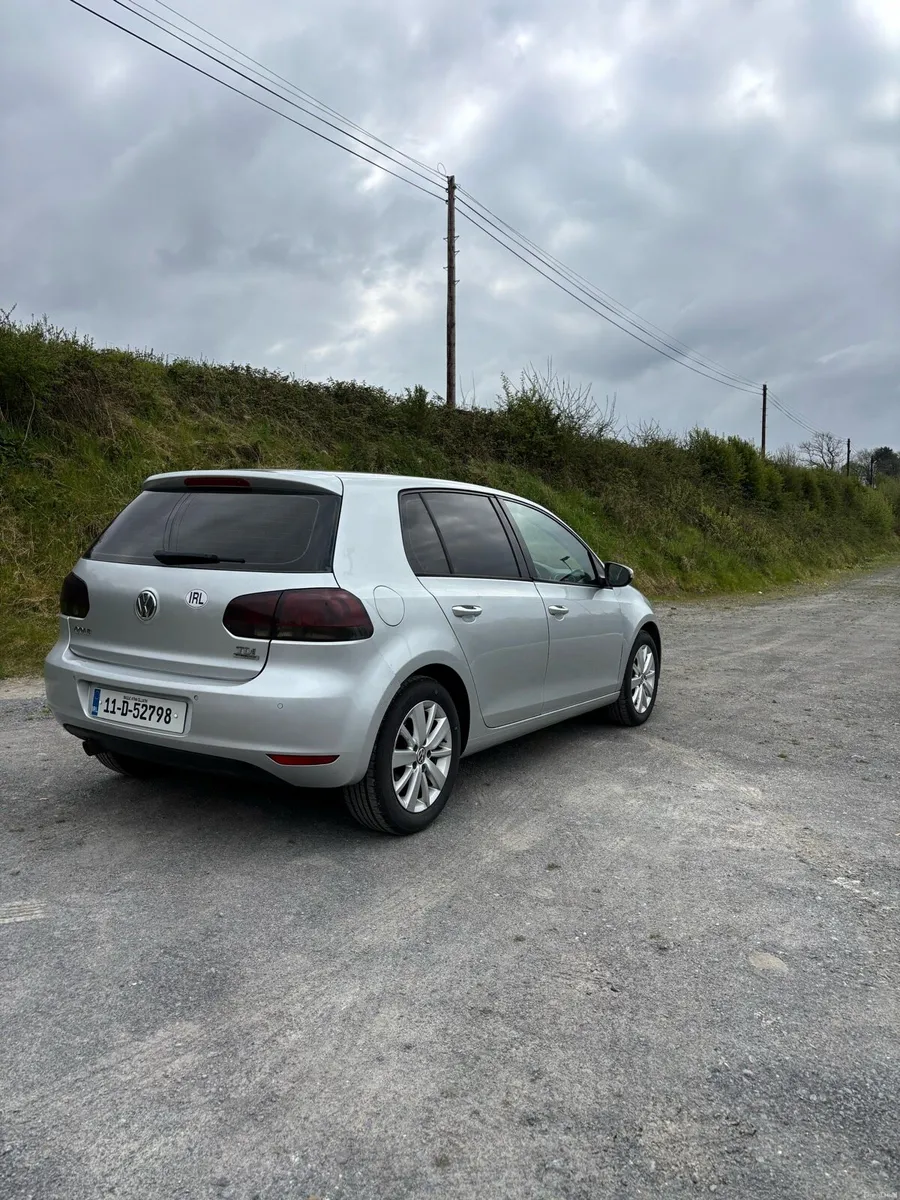 VW Golf 2011 1.6 TDI - Image 2