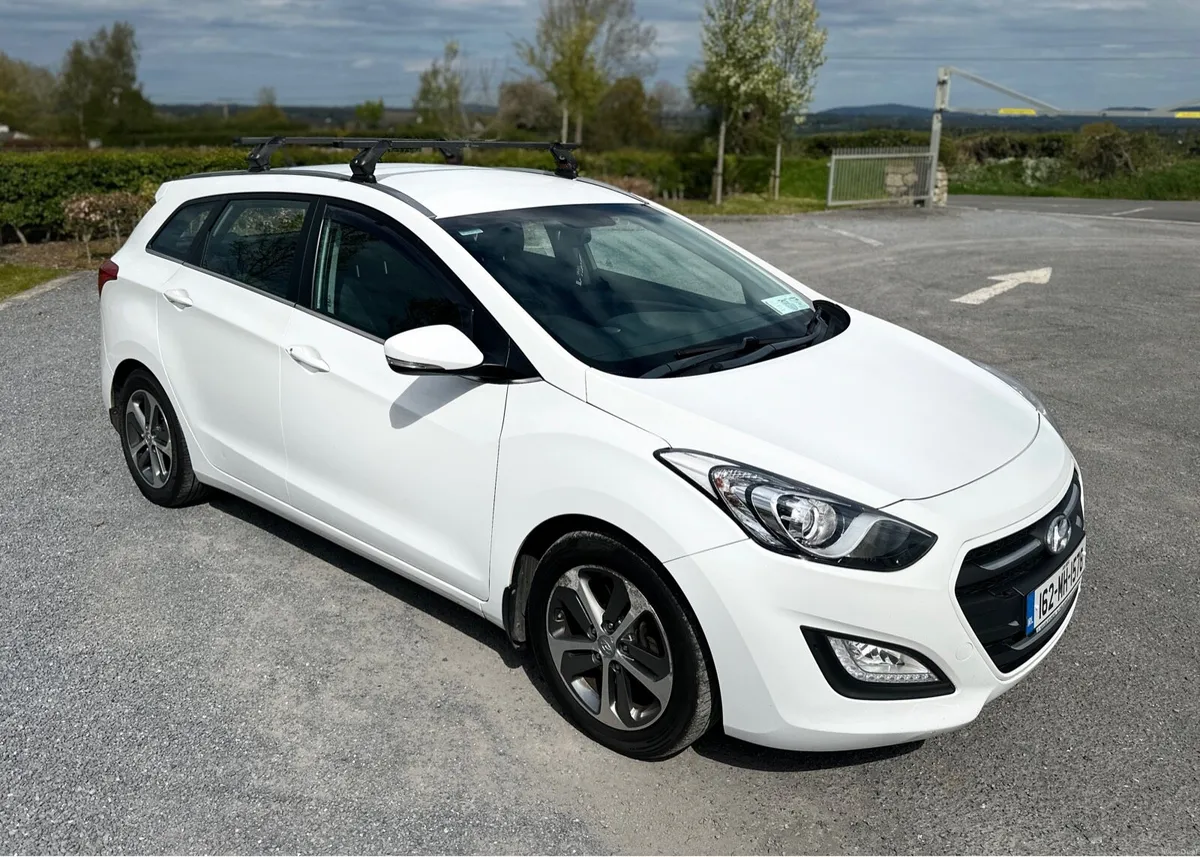 Hyundai i30 1.6D Estate - Image 1