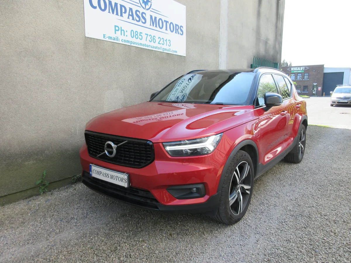 Volvo XC40 1.5 HYBRID T5 265 BHP 4X4 - Image 3