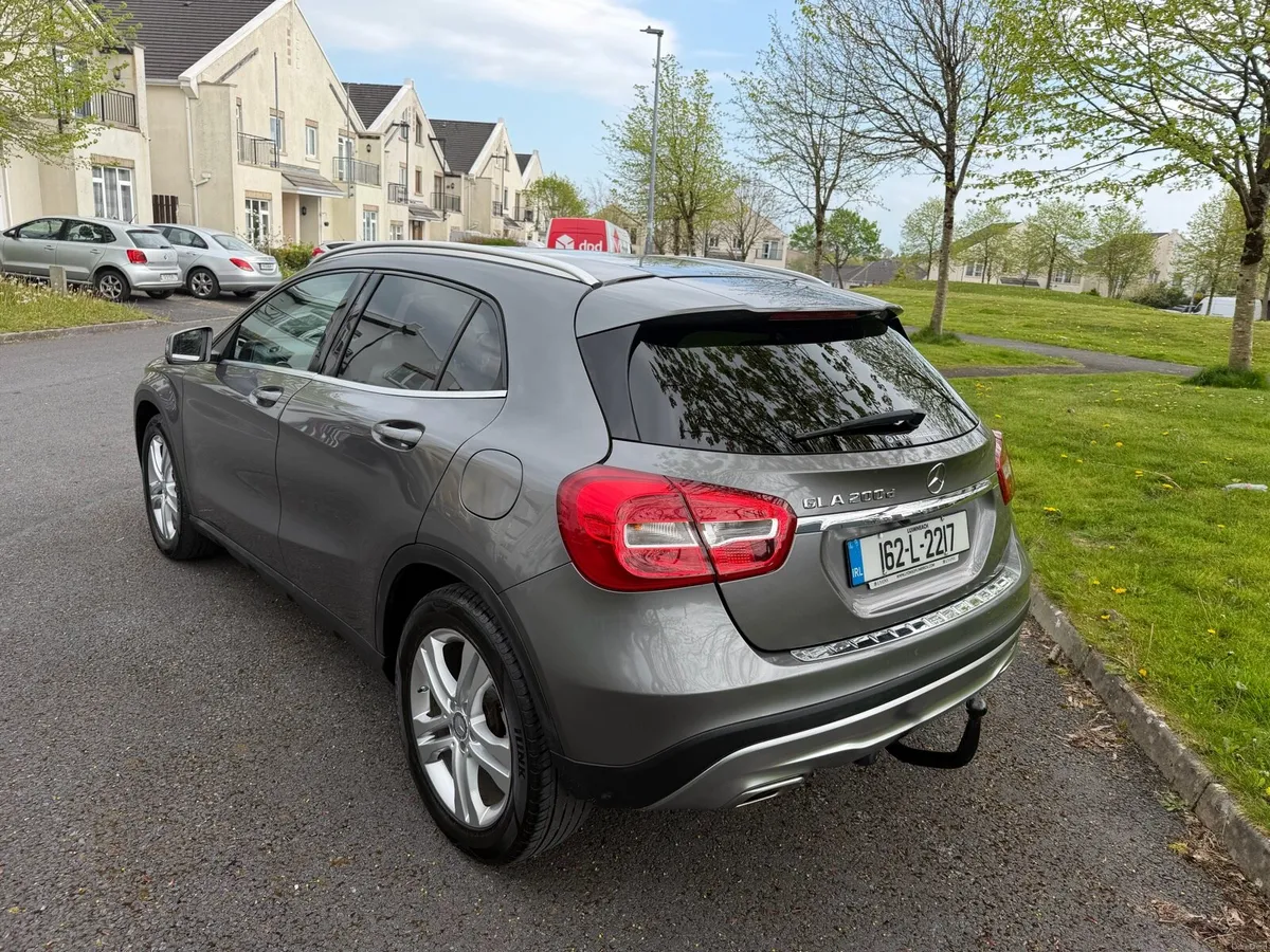 162 Mercedes GLA200D - Image 3