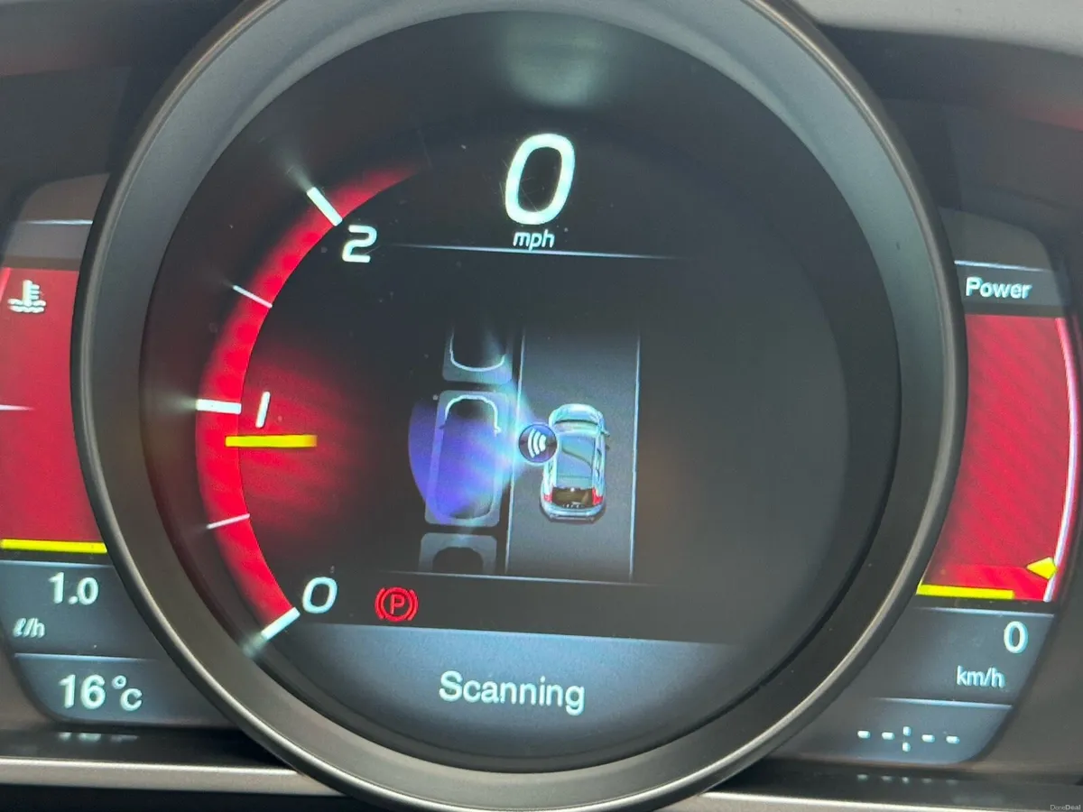 Volvo V40 fresh NCT  Fully Loaded, Rare Spec - Image 3