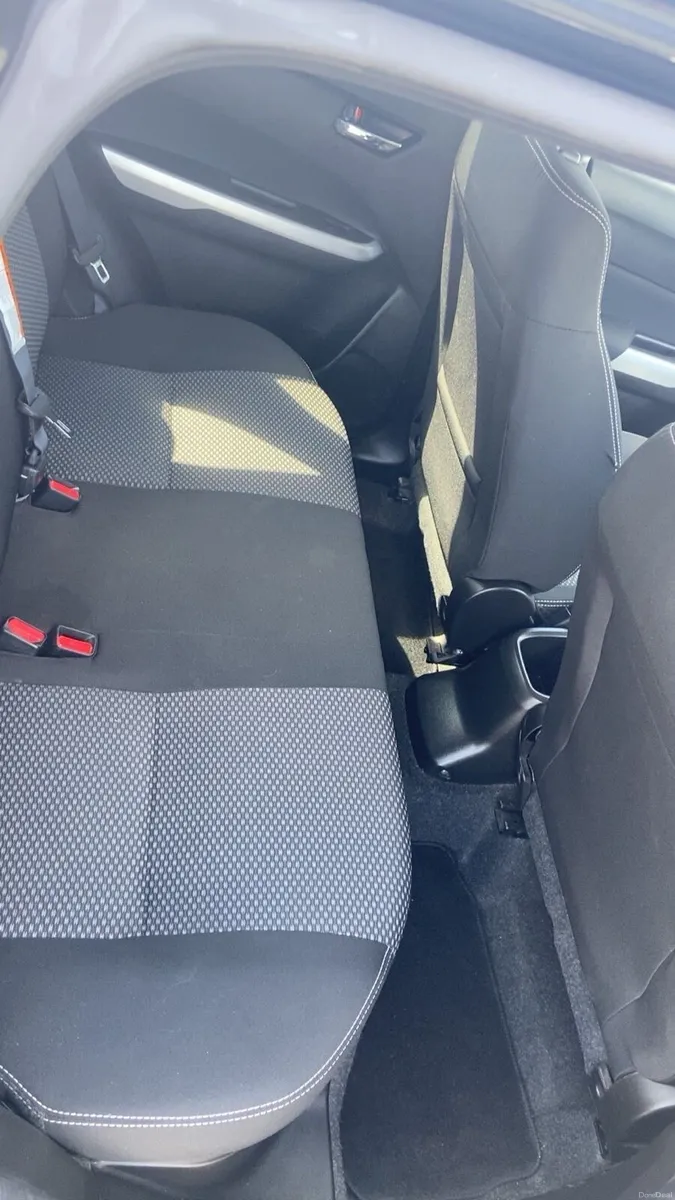 2018 Suzuki Vitara - Image 6