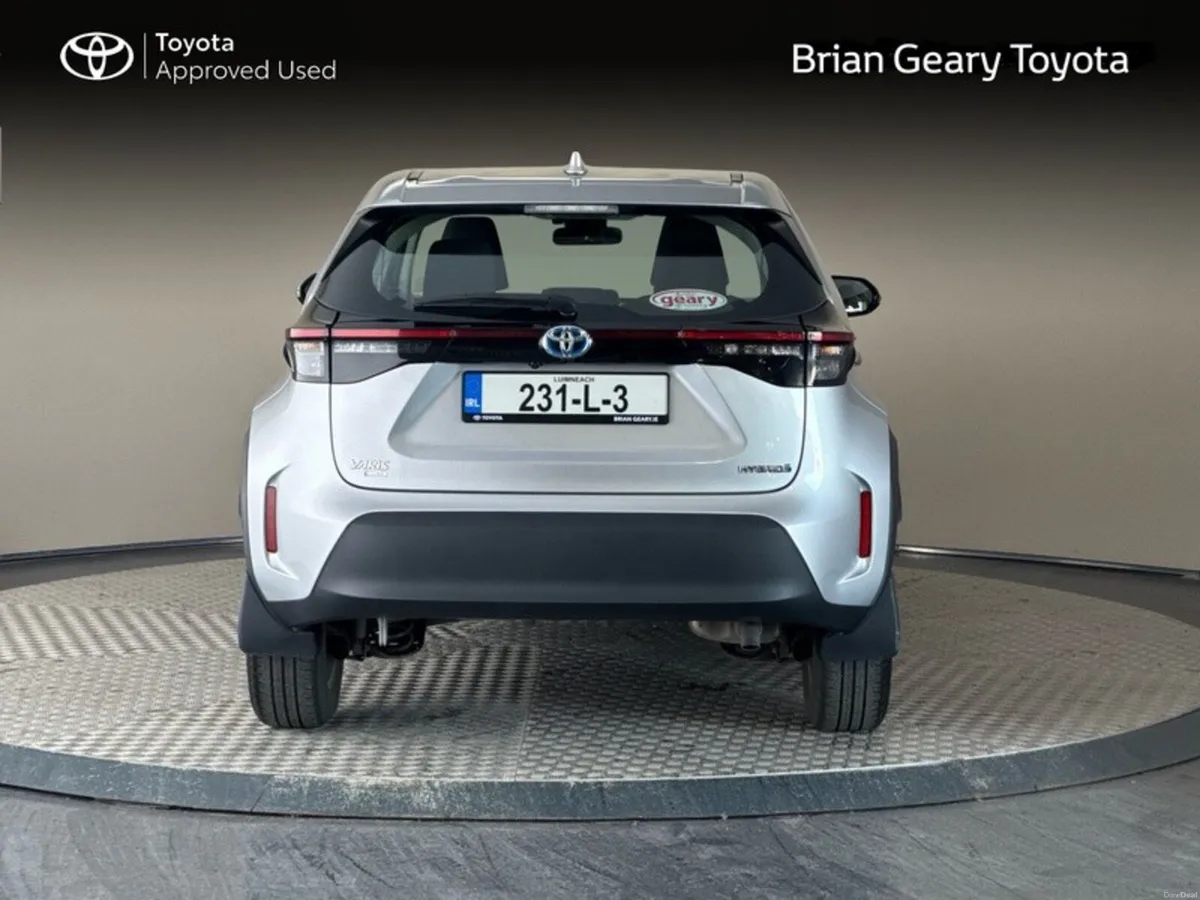 Toyota Yaris Cross Luna Hybrid - Image 4