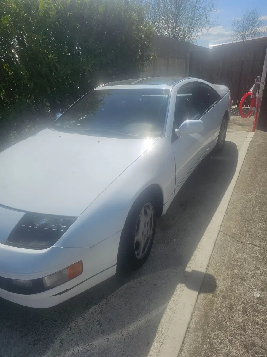 NISSAN 300ZX - Image 4