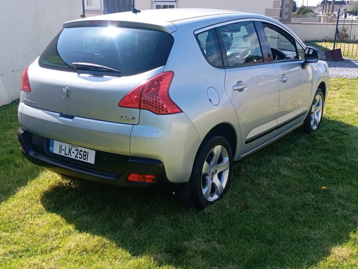 11 Peugeot 3008 1.6HDI NCT+TAX low 138 KMS - Image 3