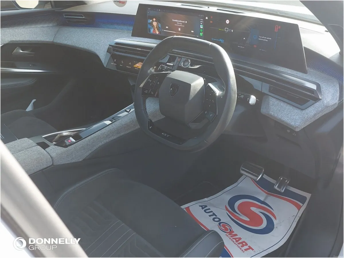 Peugeot 3008 E- Electric Estate GT - Image 4