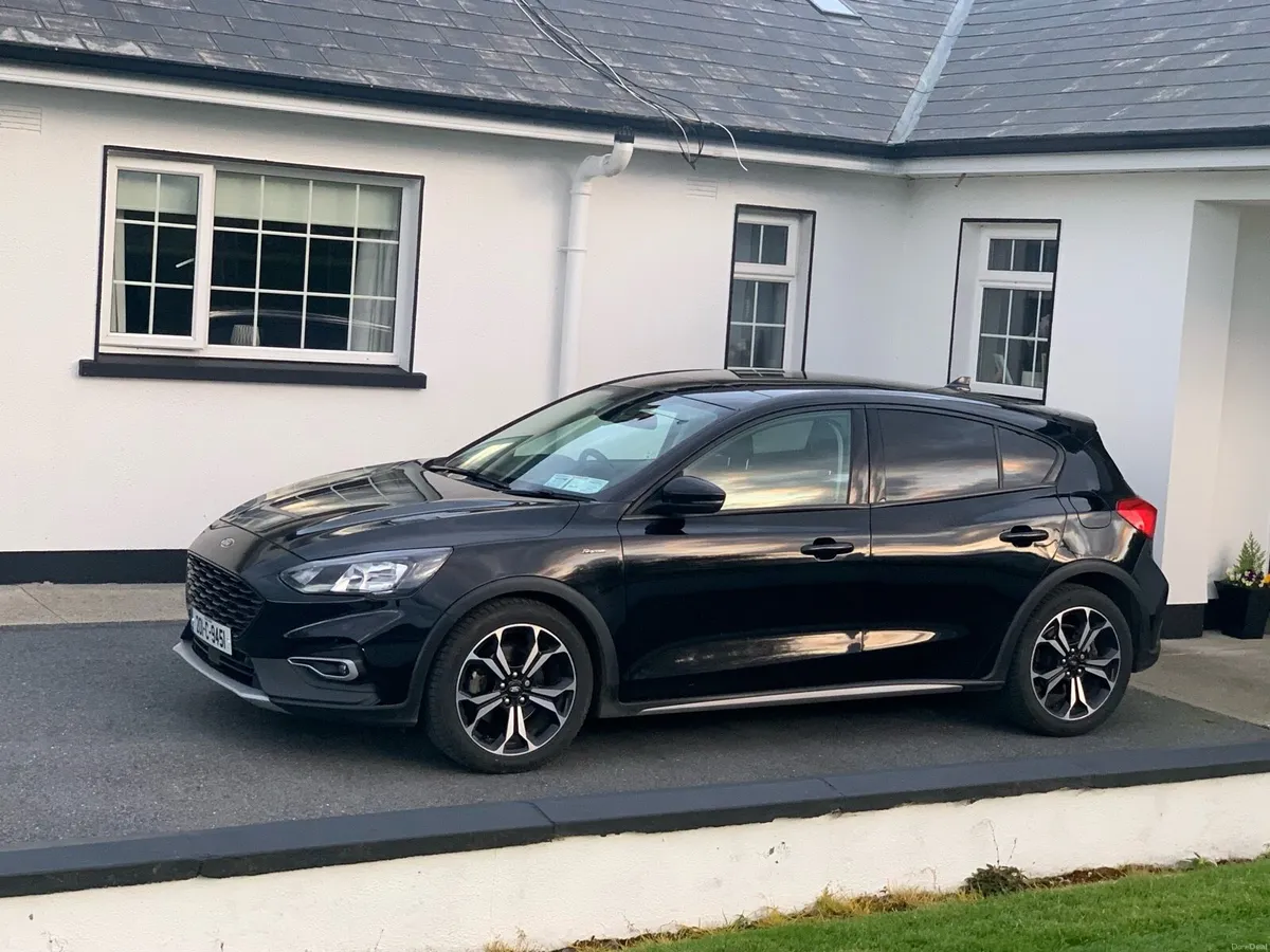 Ford Focus Active Diesel - Image 2