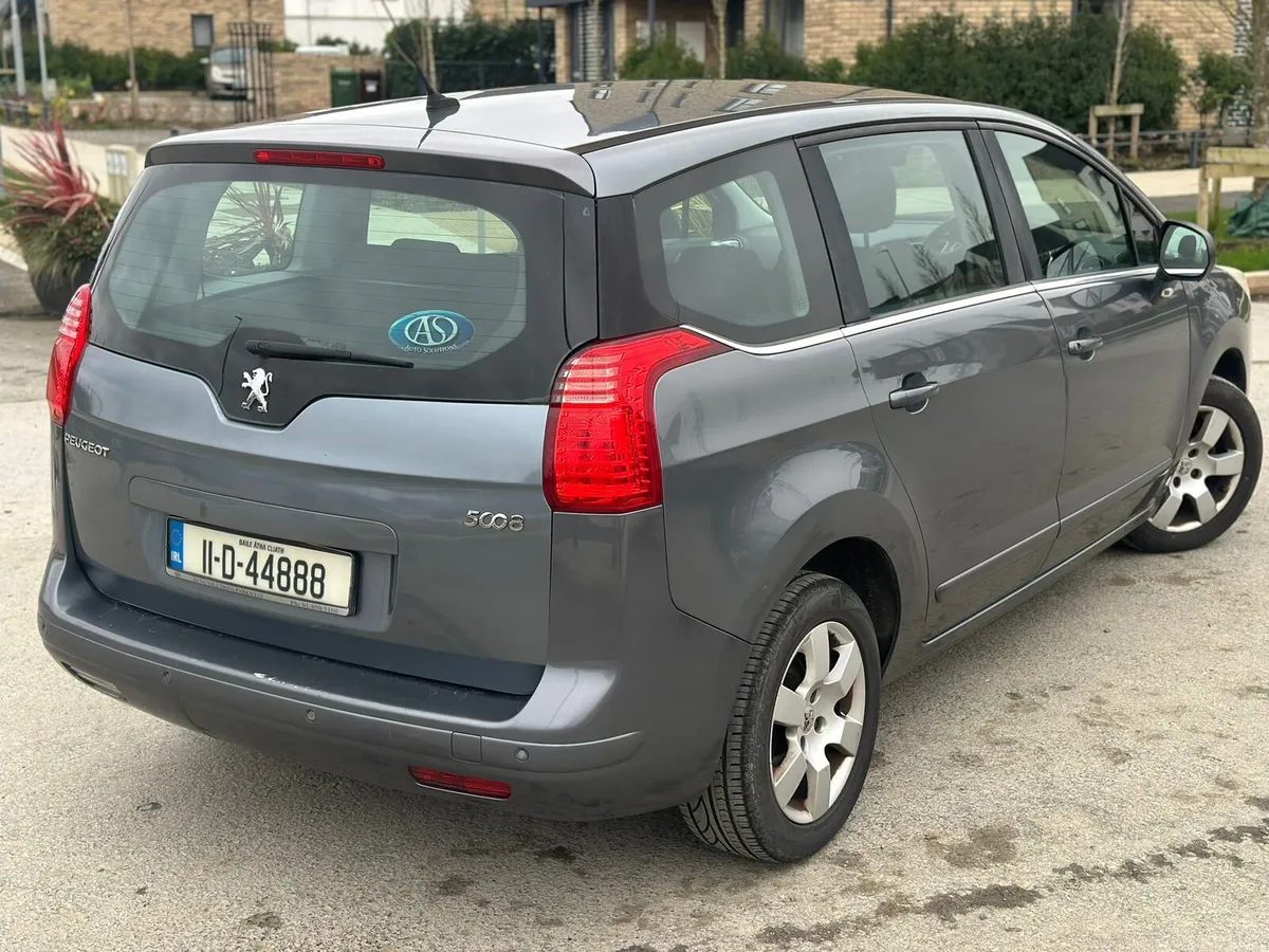 Peugeot 5008 - Image 4