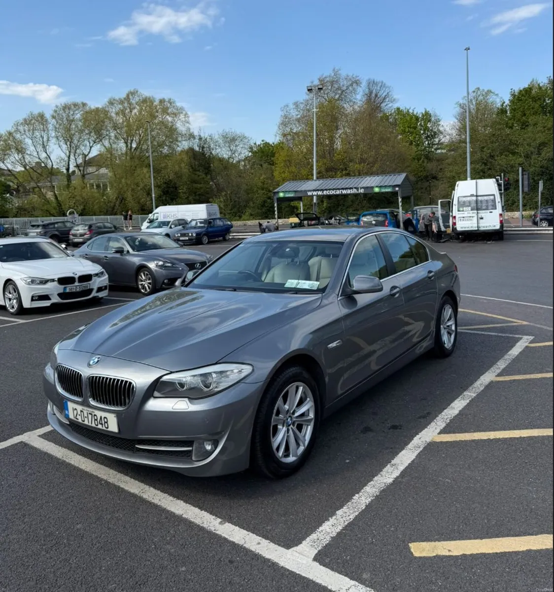 BMW 5-Series 2012 - Image 1
