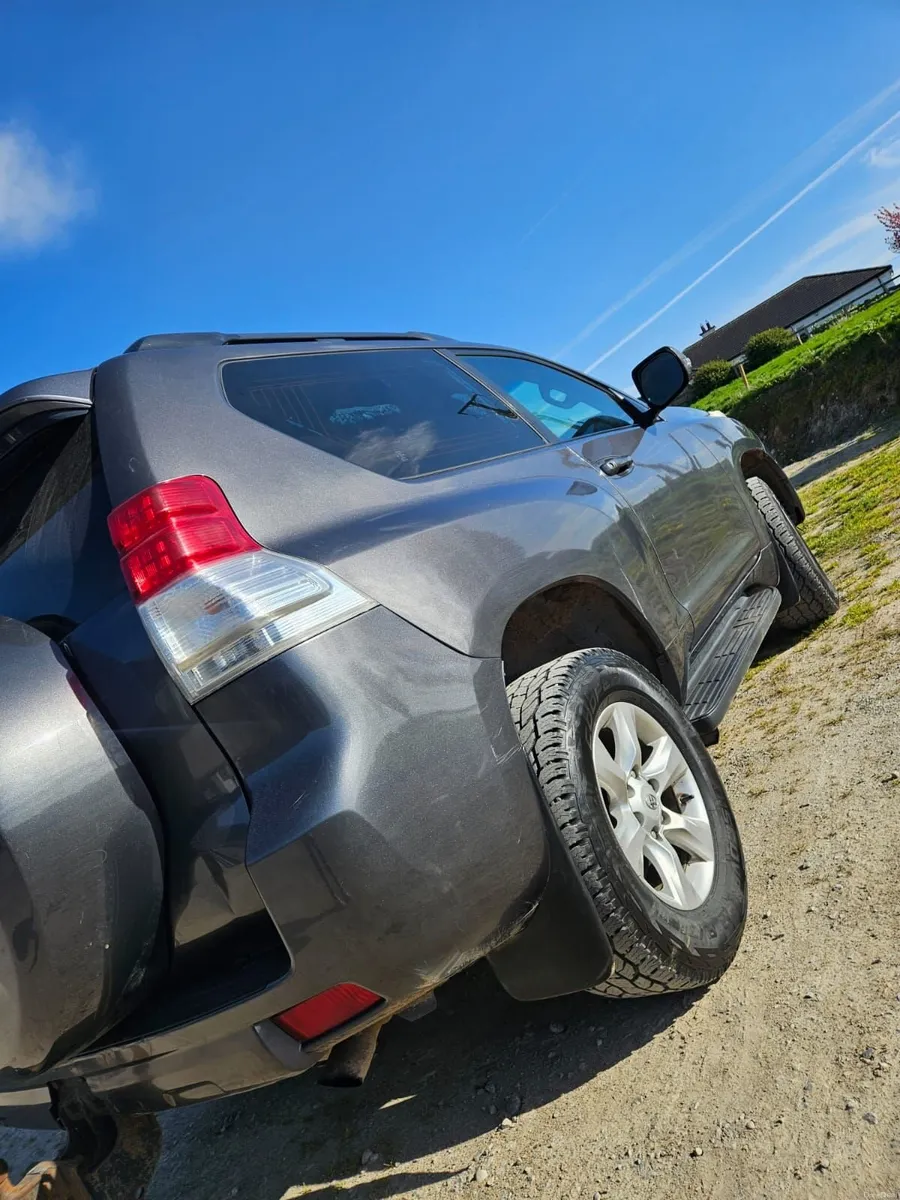 Toyota Land Cruiser 2014 - Image 4