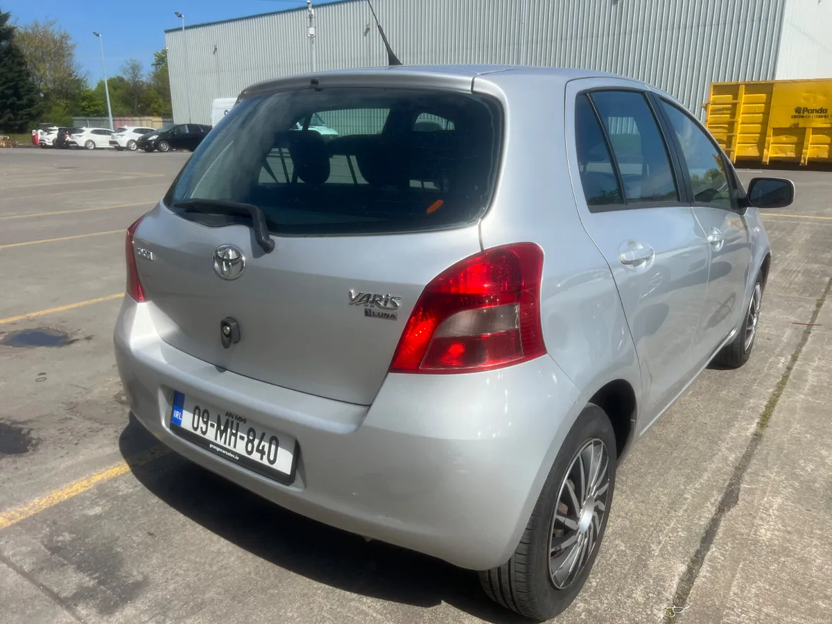 Toyota Yaris 2009 88K NCT 03/27 - Image 4