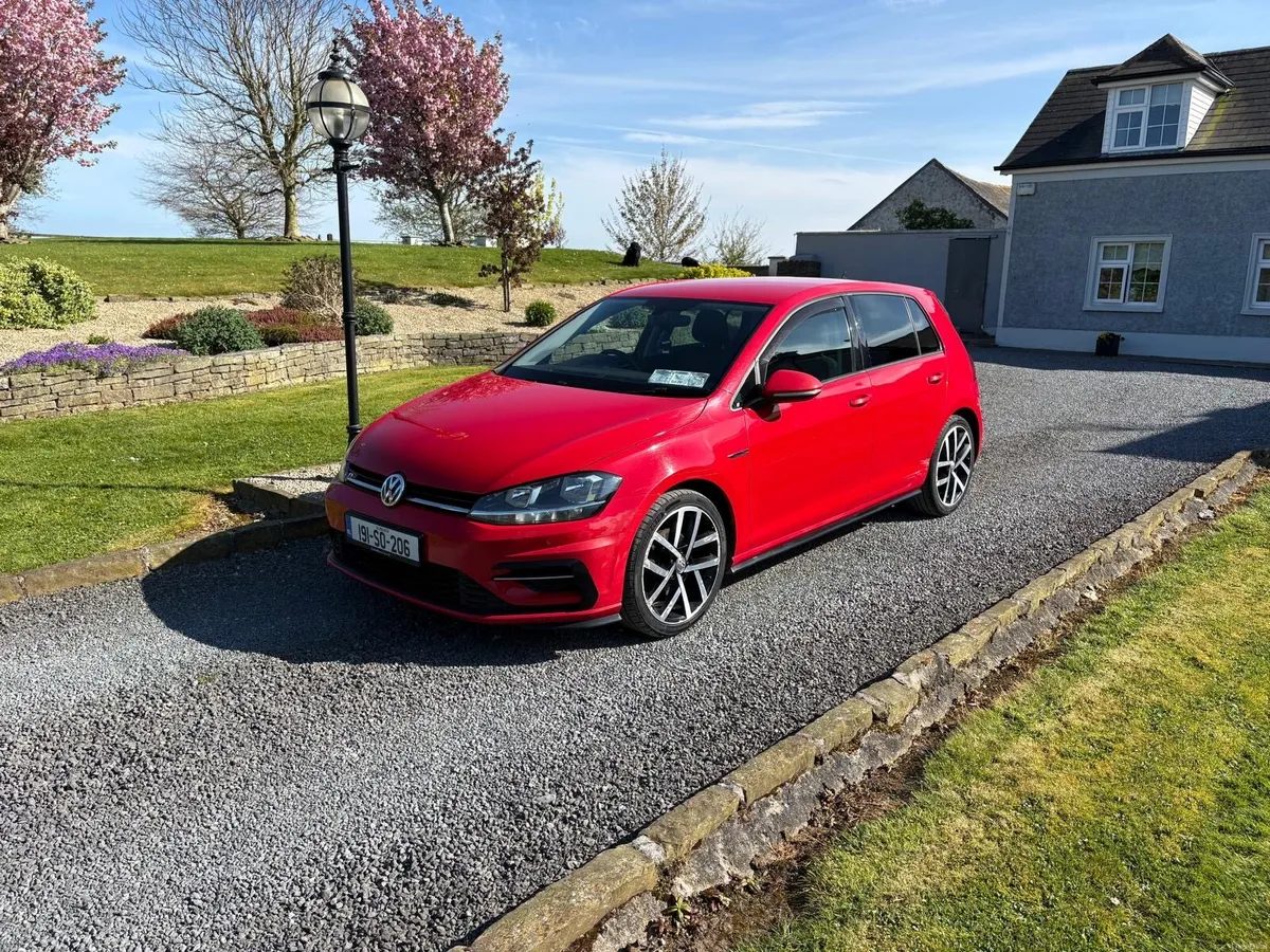 Volkswagen Golf R Line - Image 2
