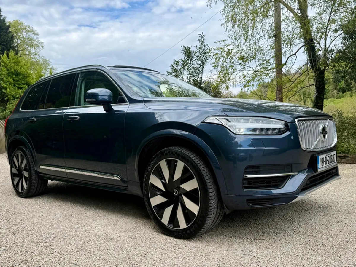 Volvo XC90 T8 INSCRIPTION GT *F.Volvo.S.H…Adaptive - Image 2