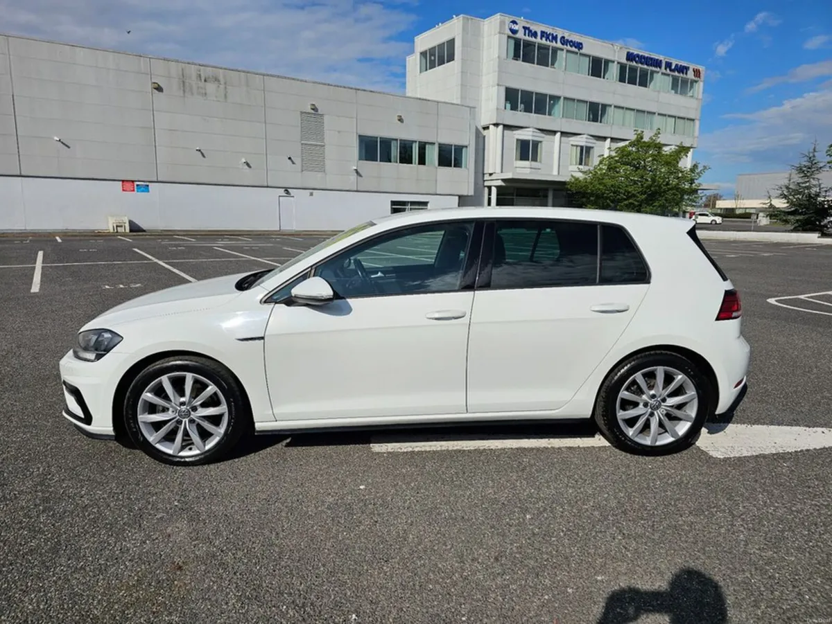 Volkswagen Golf 1.0 TSI, R - LINE, FULL HISTORY, L - Image 4