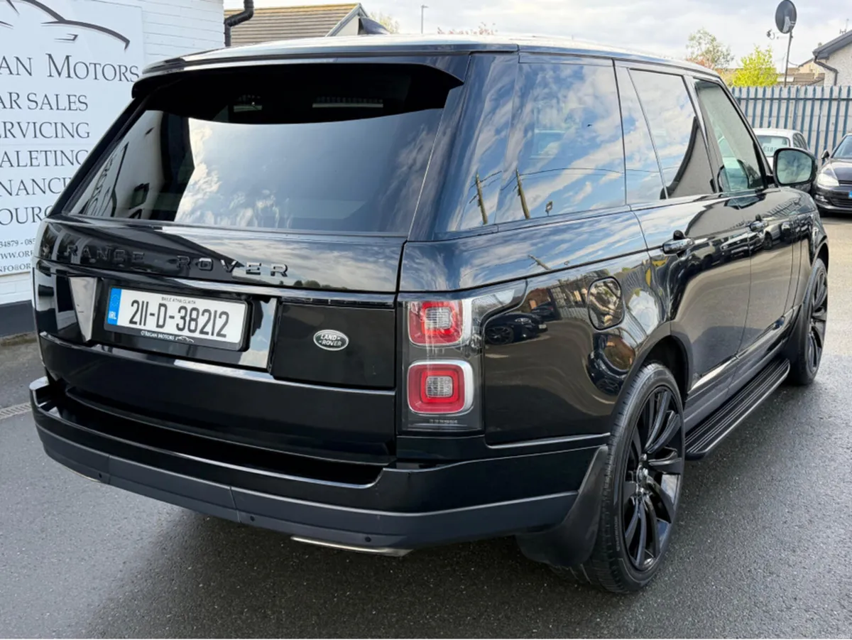 Land Rover Range Rover P400E WESTMINSTER - Image 4