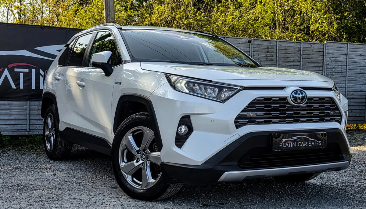 🔥 2019 Toyota RAV4 2.5 Hybrid SOL Automatic - Image 1