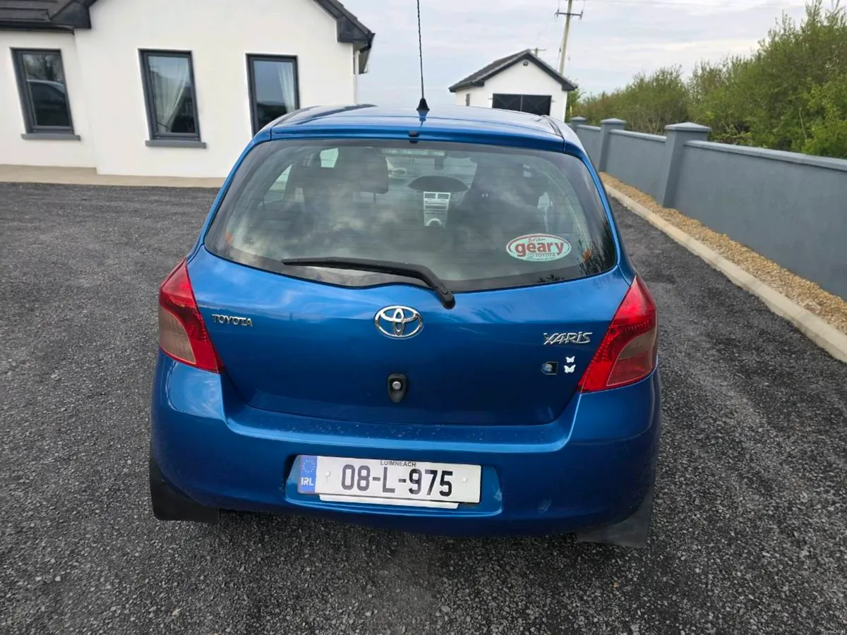 Toyota Yaris 2008 - Image 4
