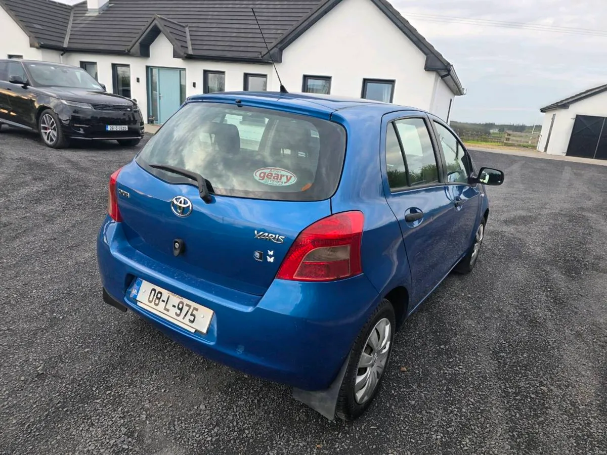 Toyota Yaris 2008 - Image 3