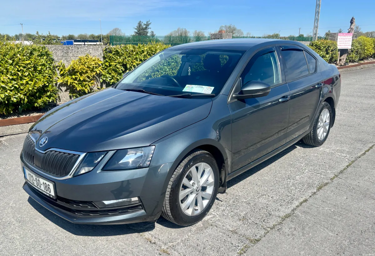 2017 Skoda Octavia 1.6 TDI AMBITION - Image 1