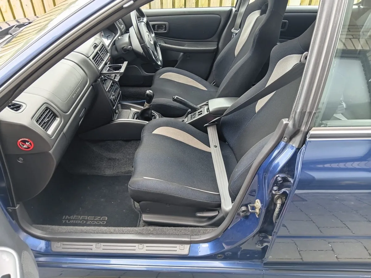 SUBARU WRX 4x4 TURBO 2000 - Image 3