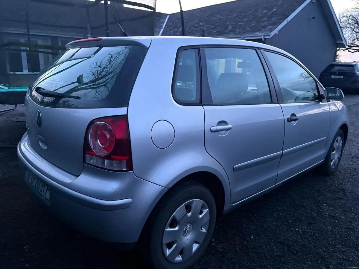 Volkswagen polo 2006 - Image 2