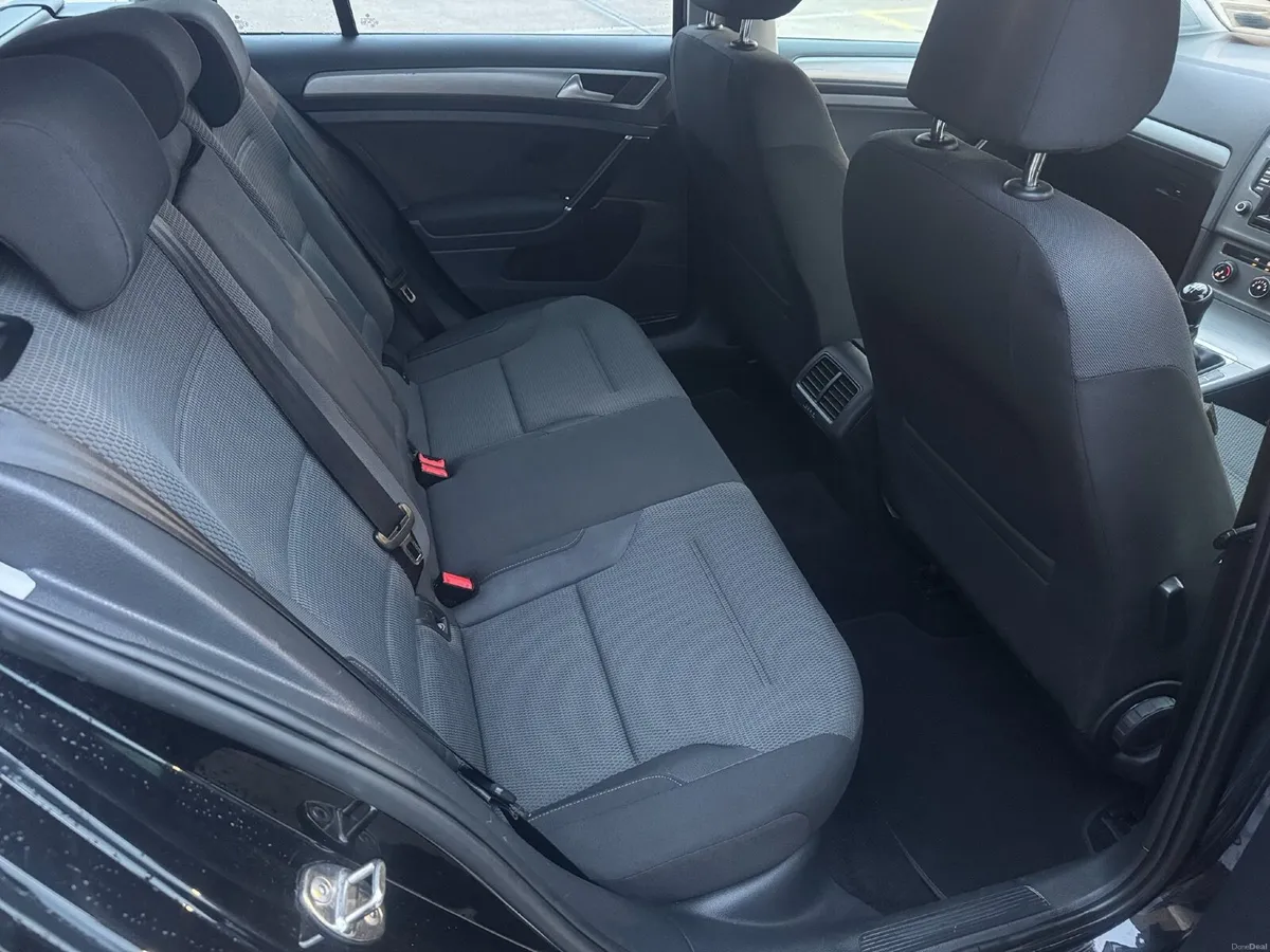 Volkswagen golf 2015 1.6 diesel - Image 2